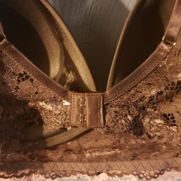 Carrie Amber Intimates - 2 Bras - Picture 4 of 5
